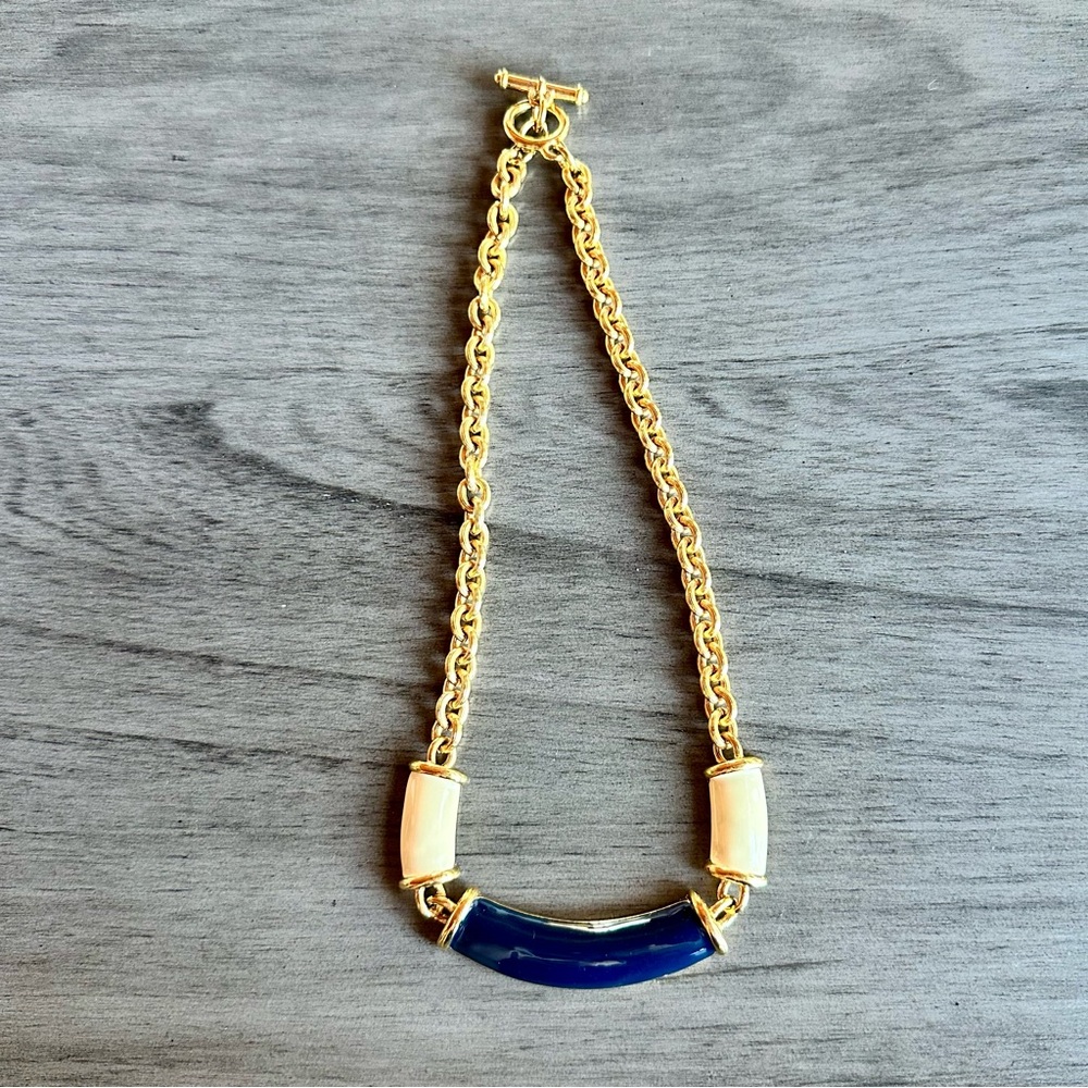 Monet Elegant Gold and Blue Necklace